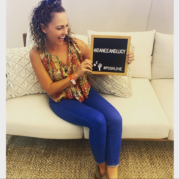 •Bookmark my Closet• - Picture 1 of 9